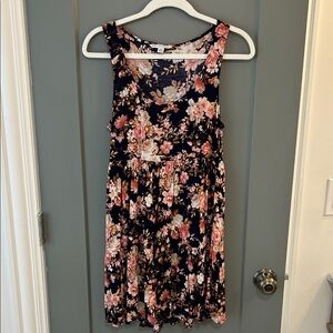 American Eagle Floral Sleeveless Size XSMALL